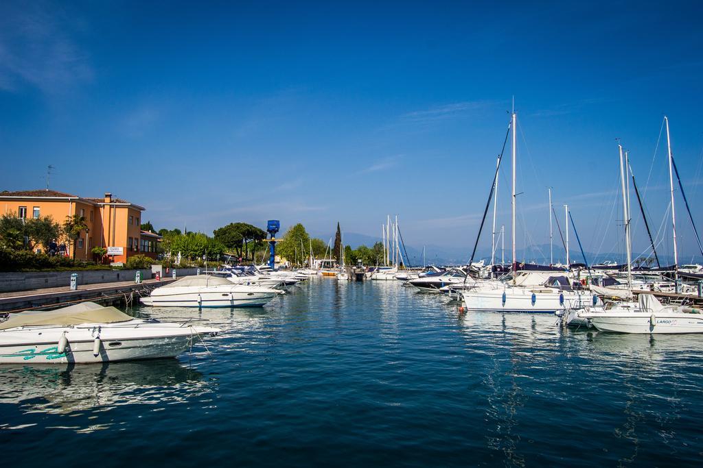 Campeggio Bruno Hotel Moniga del Garda Exterior foto